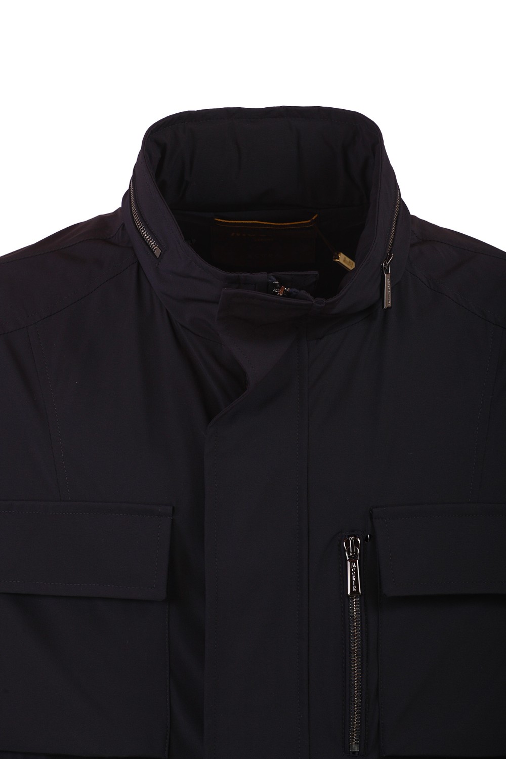 shop MOORER Saldi Giaccone: Moorer giaccone "Manolo KN" in tessutto idrorepellente.
Collo alto.
Maniche lunghe.
Chiusura coperta con zip e bottoni.
Coulisse regolabile in vita.
Tasche applicate con patta.
Tasca interna con zip.
Taglio del capo corto.
Vestibilità regolare.
Composizione: 88% poliammide 12% poliuretano.
Fabbricato in Italia.. MANOLO KN-DARK BLU U0402 number 1931277